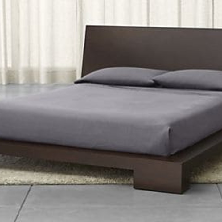 Кровать из массива КМ 438