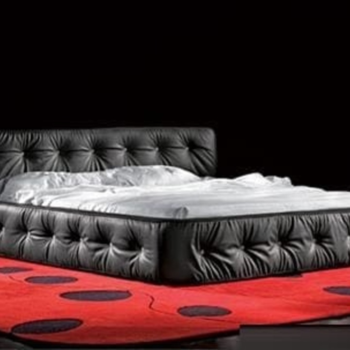 Кровать из текстиля и кожи КМ-2
