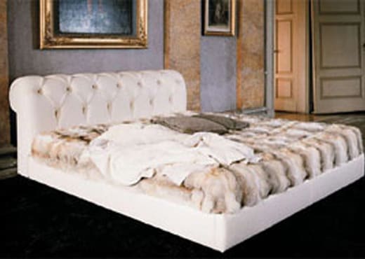 Кровать из текстиля и кожи КМ-29