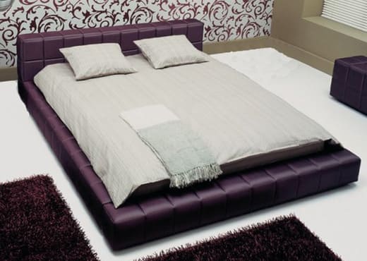 Кровать из текстиля и кожи КМ-35